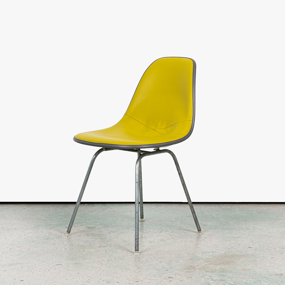 [B급제품] DSX Chair (Yellow Dark) - 001