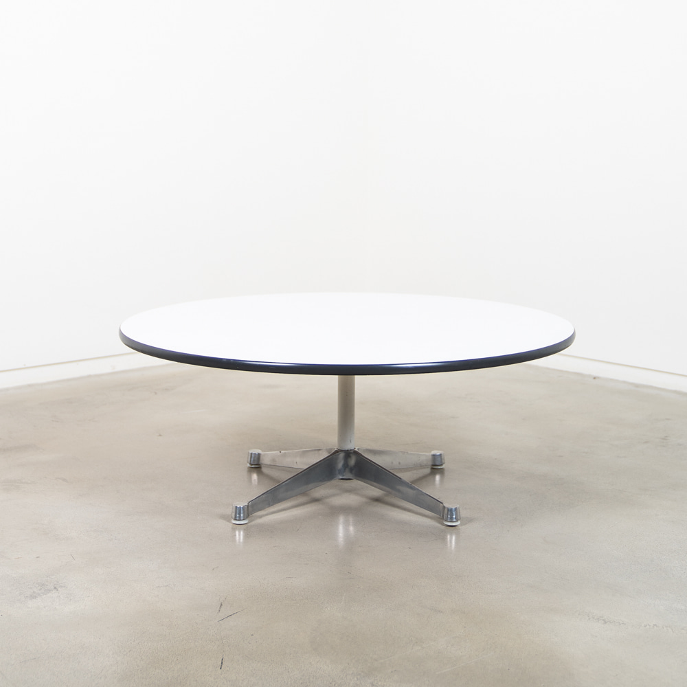 Eames Coffe Table (Contract Base)