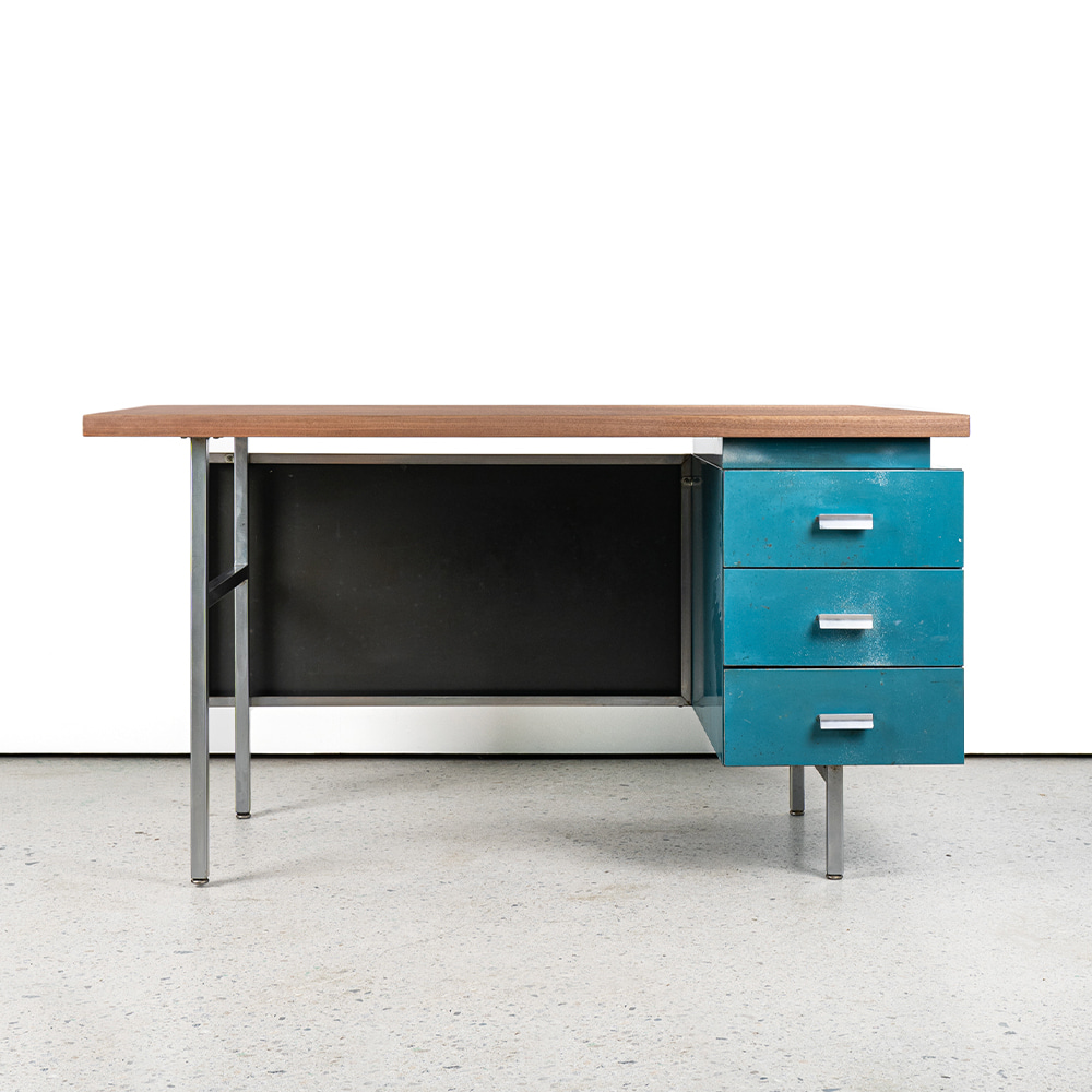 MMG Desk by George Nelson Associates