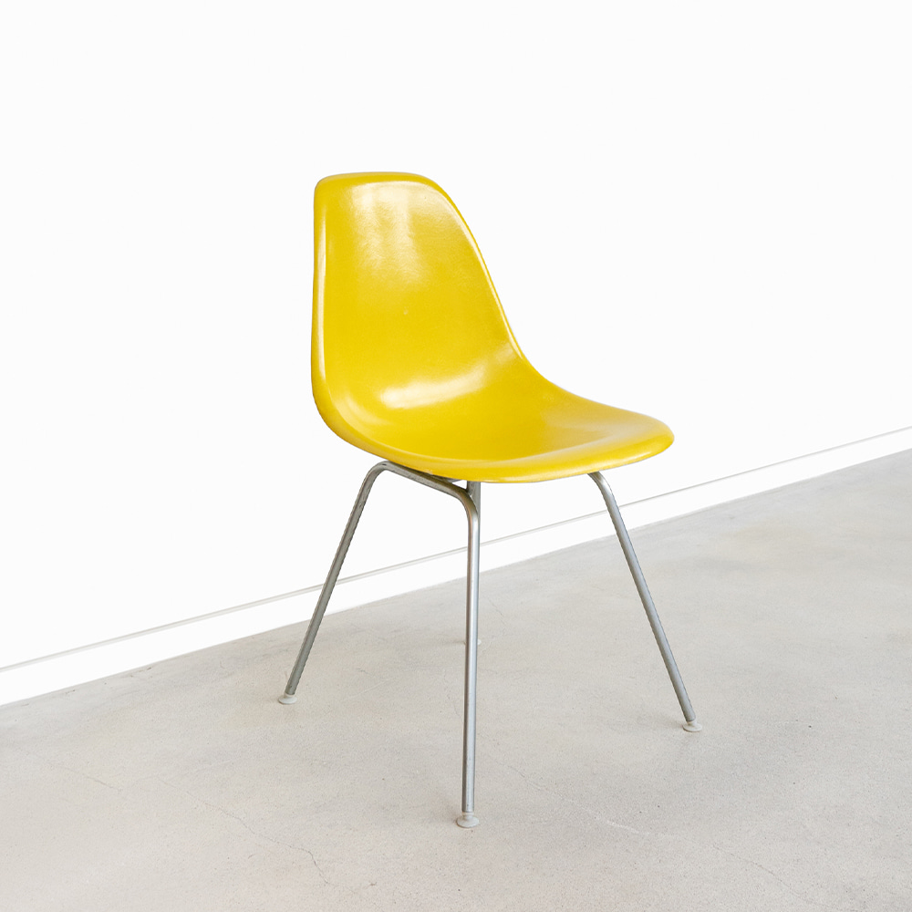 DSX Chair (Yellow)