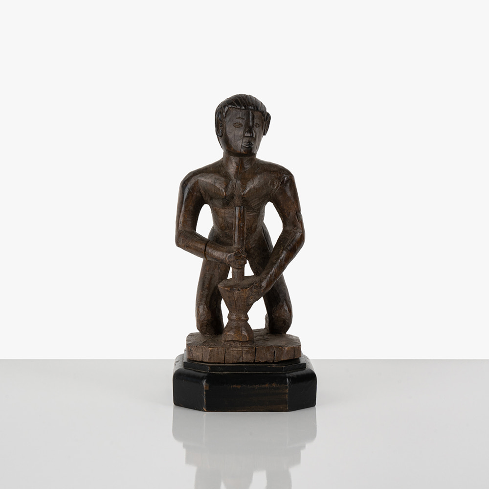 Nigerian Worker Figure Statue