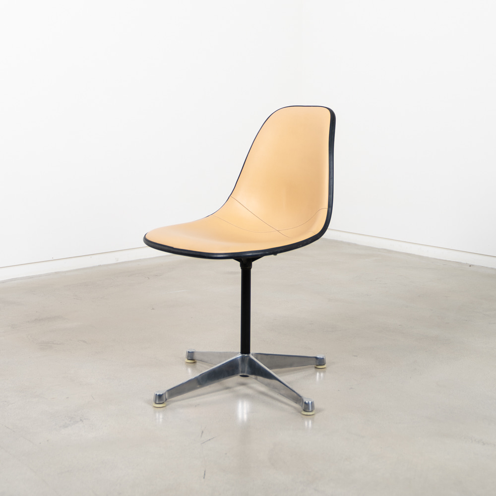 PSC Chair (Ochre Light / Naugahyde)