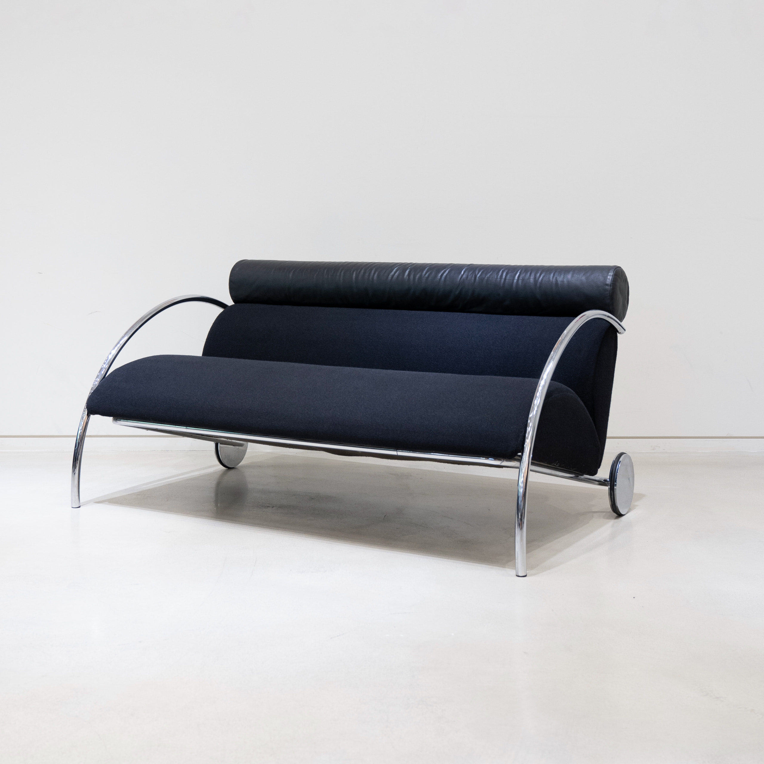 Zyklus Sofa by Peter Maly