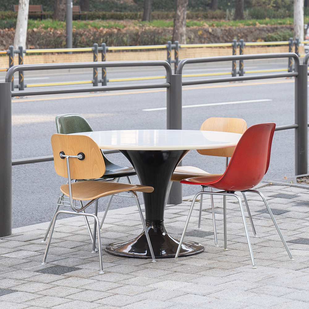 Orbit Dining Table by Markus Farner &amp; Walter Grunder