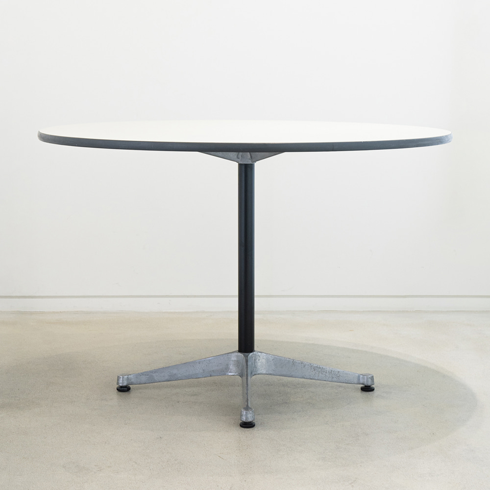 Eames 42&quot; Contact Base Table