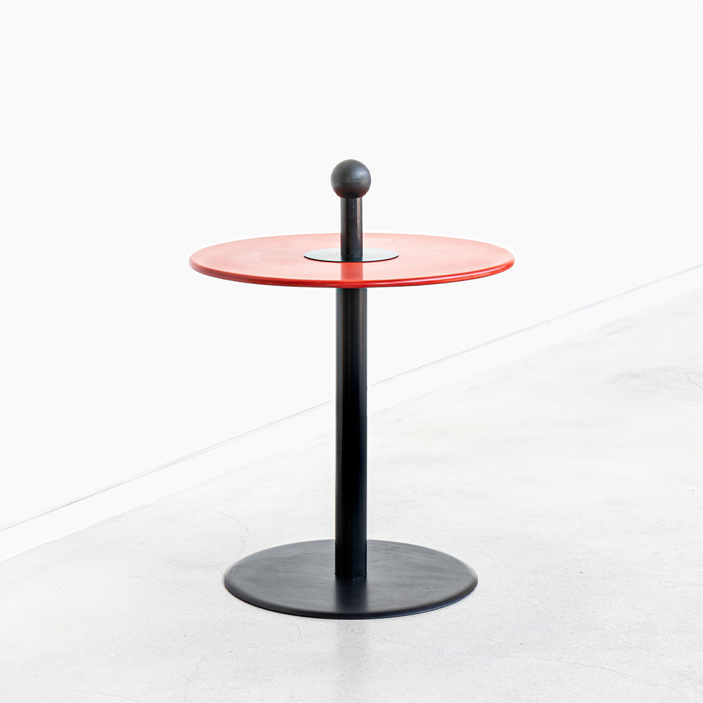 VI side table by Ikea (Red)
