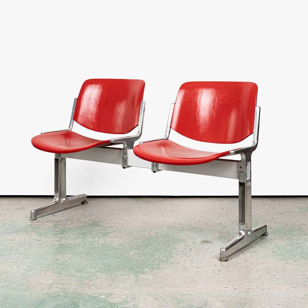 Axis 3000 2 Seater Bench by Giancarlo Piretti (Red)
