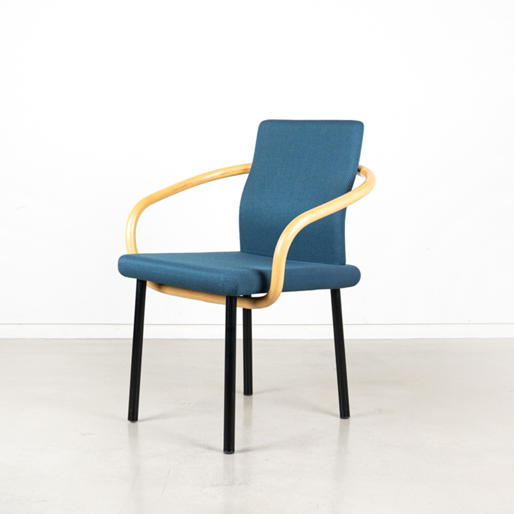Mandarin Chair by Ettore Sottsass