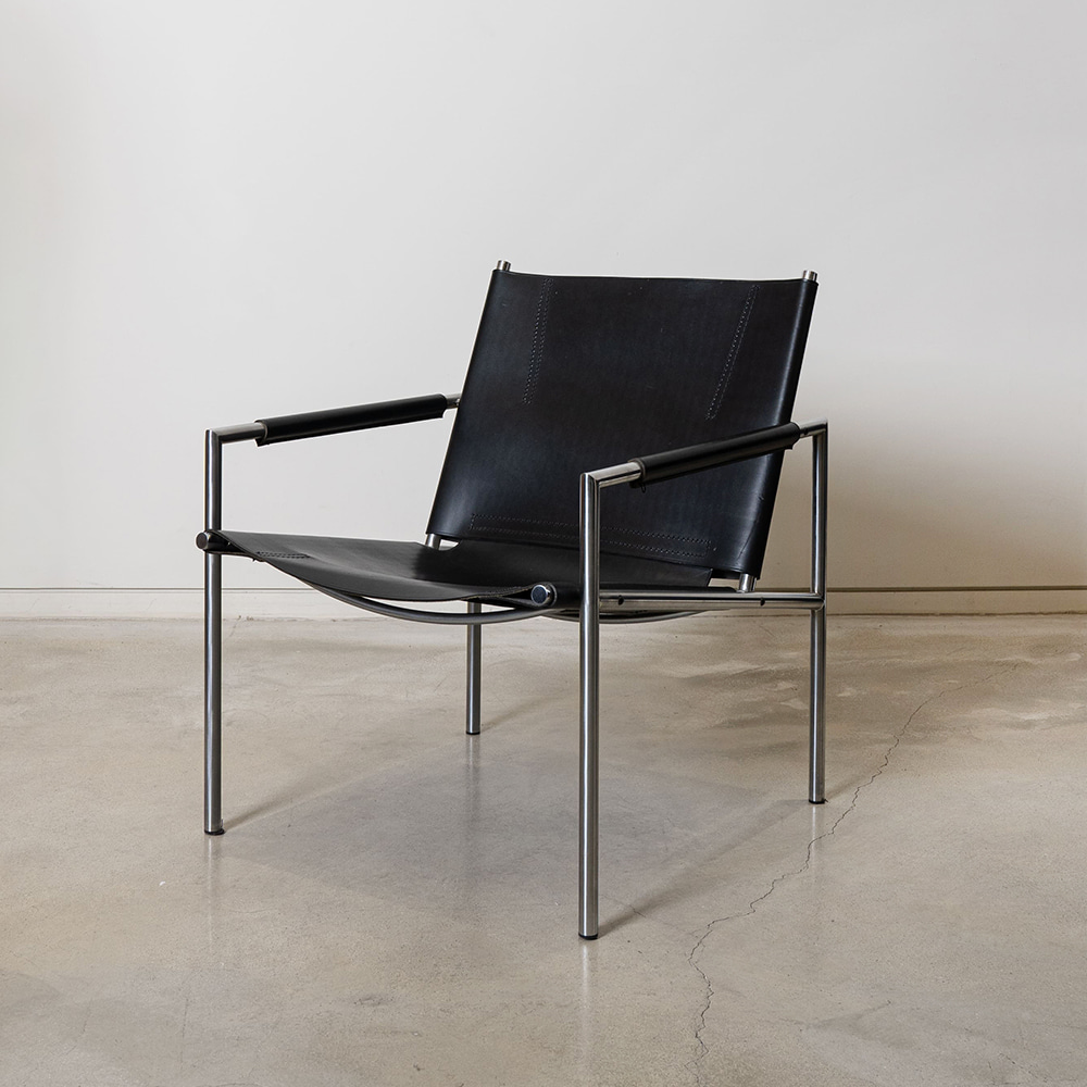 SZ02 Easy Chair by Martin Visser