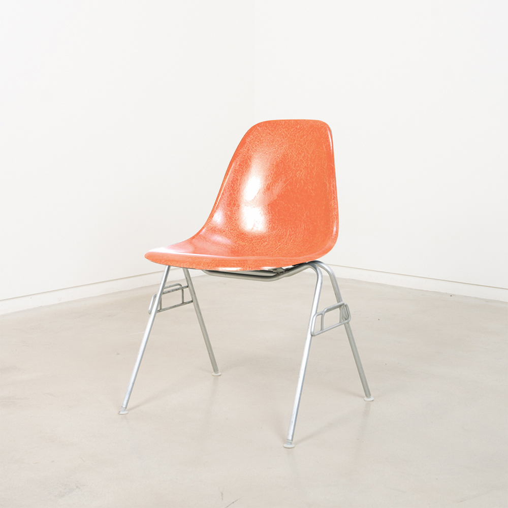 Vintage Eames Fiberglass Side Chair (Salmon)