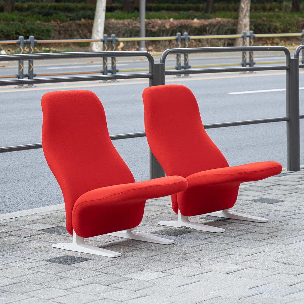 Concorde F784 Lounge Chair by Pierre Paulin
