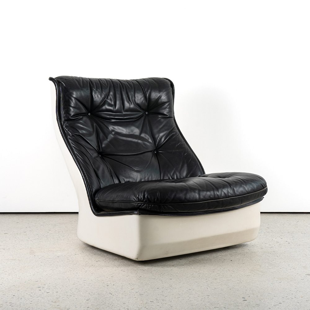 Orchidée Lounge Chair by Michel Cadestin