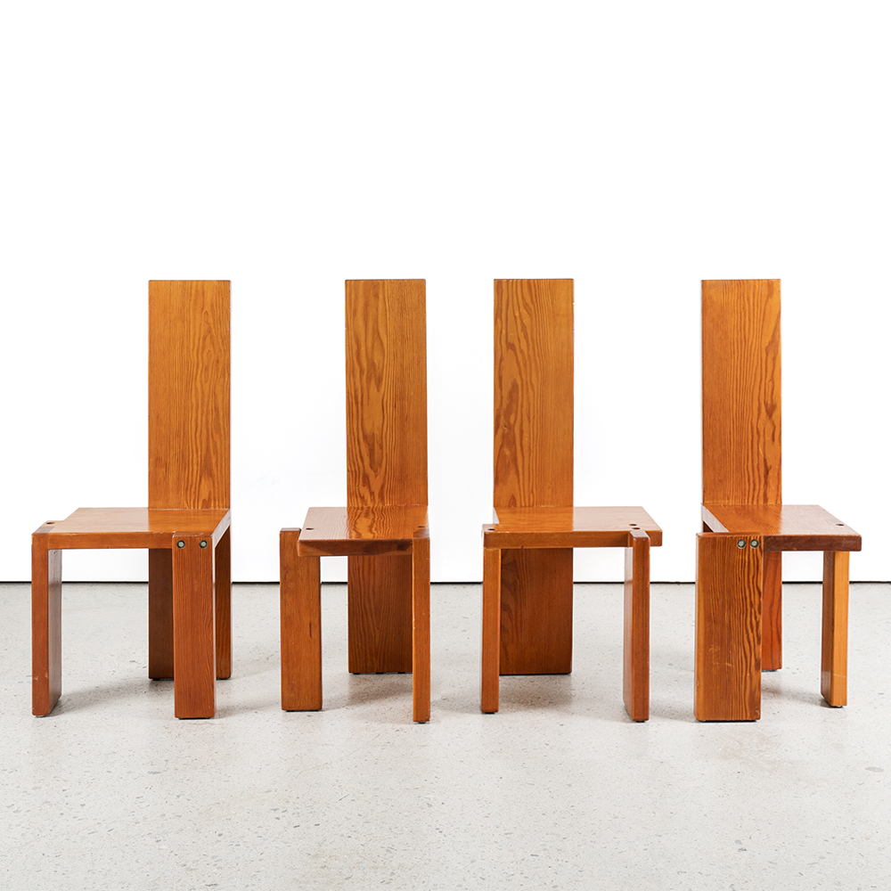 (Set of 4) Dining Chairs in the manner of Gerrit Rietveld