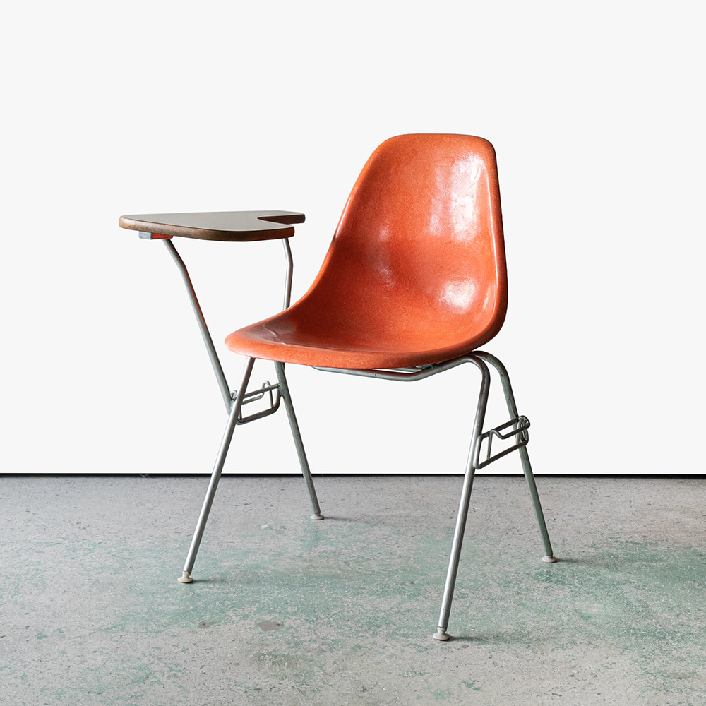 DSS-TA Chair (Red Orange)